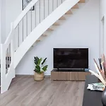 - Maisonette - Parkplatz - Wifi Kostenlos - Naehe Klinikum Oldenburg