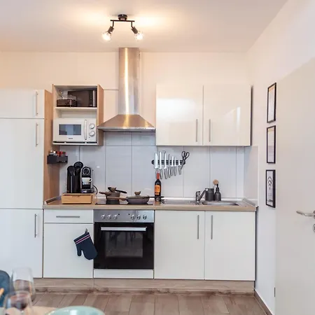 - Maisonette - Parkplatz - Wifi Kostenlos - Naehe Klinikum *