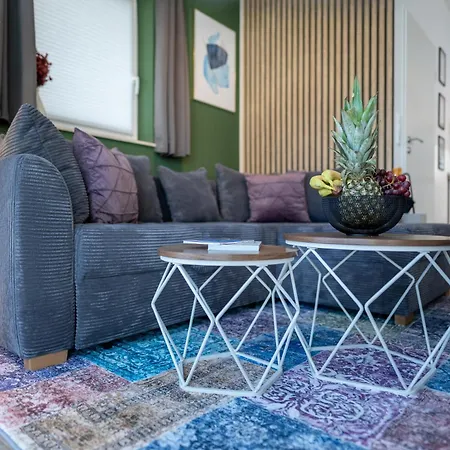 Lejlighed - Maisonette - Parkplatz - Wifi Kostenlos - Naehe Klinikum Oldenburg