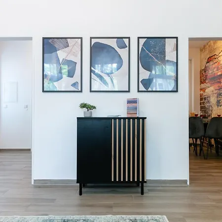 - Maisonette - Parkplatz - Wifi Kostenlos - Naehe Klinikum Oldenburg