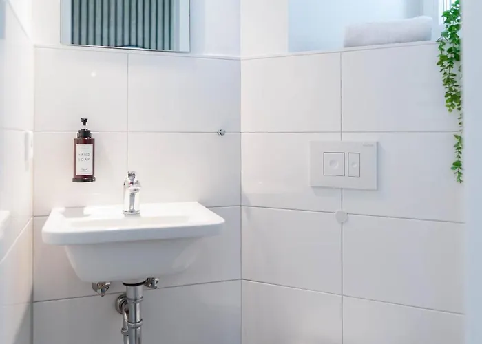 Apartmán - Maisonette - Parkplatz - Wifi Kostenlos - Naehe Klinikum
