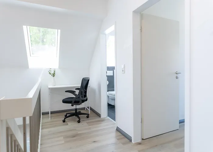 Apartmán - Maisonette - Parkplatz - Wifi Kostenlos - Naehe Klinikum *